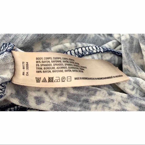 Anthropologie Lilka Blouse Blue Small Floral - Picture 3 of 4